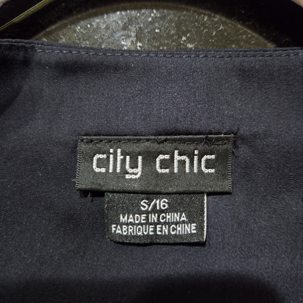 City Chic Black Faux Wrap Midi Dress with Tulip Sleeves - Size 16 - Picture 7 of 11